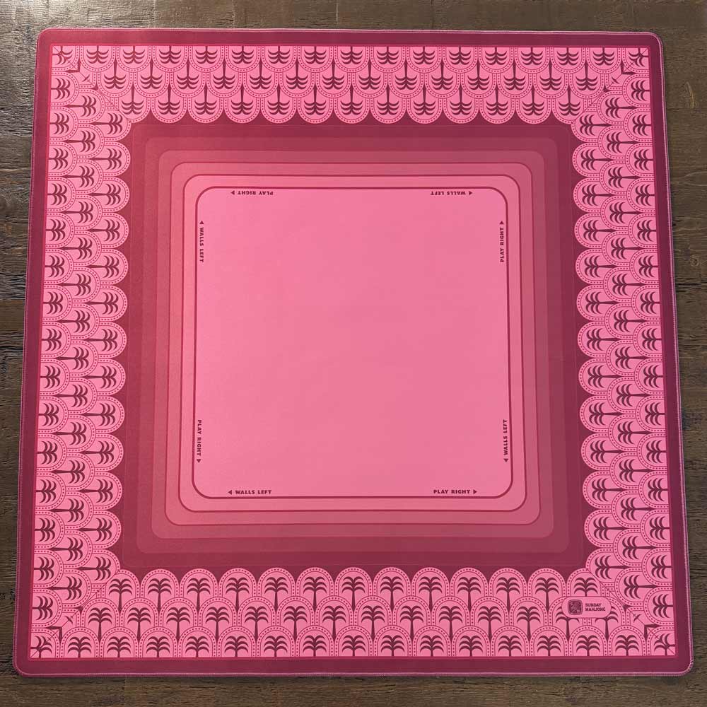 Scalloped Palms Premium Mahjong Mat