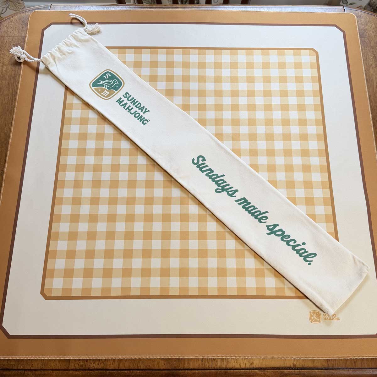 Golden Gingham Premium Mahjong Mat (Pre-order)