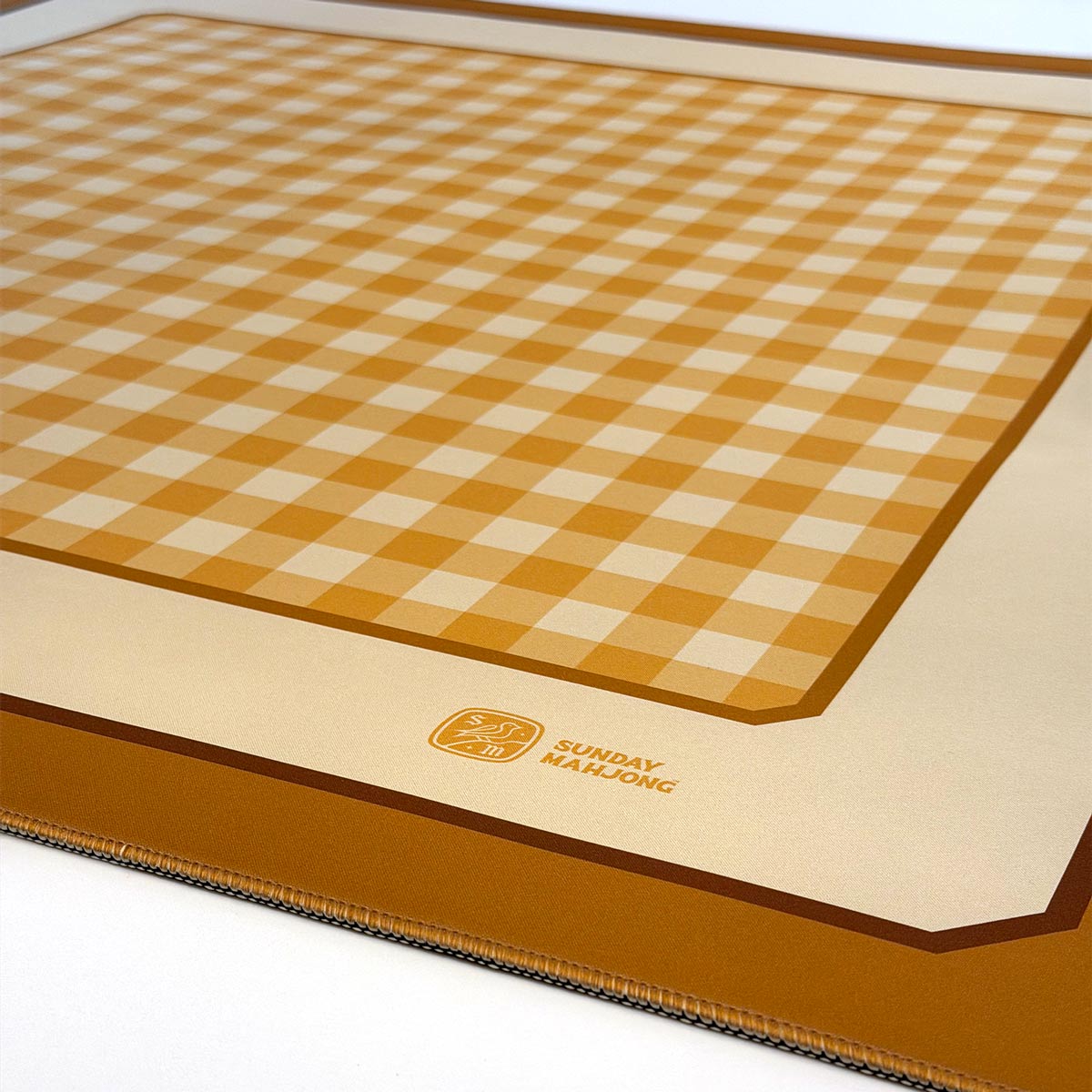 Golden Gingham Premium Mahjong Mat (Pre-order)